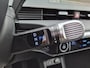 Hyundai Ioniq 5 Connect 77.4 kWh / SOH 98% / Fabrieksgarantie tot 12-2029 / Trekgewicht 1600 kg / CCS snelladen / All season banden / Stuur- Stoel & Achterbank verwarming / Warmtepomp / Achteruitrijcamera / Elektrische achterklep / Apple Carplay Android Auto /