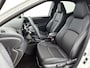 Toyota Yaris 1.5 Hybrid 130 Executive | BTW voertuig | Dodehoek detectie | Stoel+stuurverwarming | Parkeersensoren voor+achter | Draadloze telefoonlader | Navigatie | Apple CarPlay/Android Auto | Cruise Control Adaptive |
