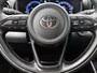 Toyota Yaris 1.5 Hybrid 130 Executive | BTW voertuig | Dodehoek detectie | Stoel+stuurverwarming | Parkeersensoren voor+achter | Draadloze telefoonlader | Navigatie | Apple CarPlay/Android Auto | Cruise Control Adaptive |