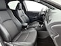 Toyota Yaris 1.5 Hybrid 130 Executive | BTW voertuig | Dodehoek detectie | Stoel+stuurverwarming | Parkeersensoren voor+achter | Draadloze telefoonlader | Navigatie | Apple CarPlay/Android Auto | Cruise Control Adaptive |