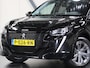 Peugeot e-208 EV Allure Pack 50 kWh 136PK | 1ste eigenaar | ACCU 93% | Camera | AppleCarPlay/AndroidAuto | Armsteun | Navigatie | LEER/Stof | LED | Climate Control | Cruise Control | AUTOMAAT | Parkeersensoren | Isofix | Privacy Glass |