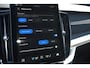 Volvo XC90 T8 Recharge Ultra Executive Edition l Luchtvering l 360 camera l Head-Up Display l Bowers&Wilkins surround Systeem l stuur- / stoelverwarming l Stoelventilatie l Massage l Panoramisch Schuif- kantel dak l BLIS l 22 Inch l 3e Zitrij