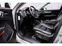 Volvo XC40 2.0 B4 Plus Dark | Trekhaak | Black Pack | Panorama dak | Running Boards | Power Seats | Stoel & Stuurverwarming | Harman / Kardon | Dakspoiler |