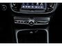 Volvo XC40 2.0 B4 Plus Dark | Trekhaak | Black Pack | Panorama dak | Running Boards | Power Seats | Stoel & Stuurverwarming | Harman / Kardon | Dakspoiler |