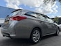 Toyota Auris Touring Sports 1.3 Aspiration - Airco I Xenon / LED I PDC I Sport velgen I trekhaak I Dealer onderhouden