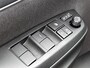 Toyota Yaris 1.5 Hybrid 115 Dynamic Comfort Pack | BTW voertuig | Stoel+stuurverwarming | Dodehoek detectie | Parkeersensoren voor+achter | Climate Control | Cruise Control Adaptive | Achteruitrijcamera | Apple CarPlay/Android Auto |