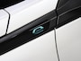 Peugeot e-2008 EV Allure 50 kWh 136PK | 1ste eigenaar | AppleCarPlay/AndroidAuto | Climate Control | Cruise Control | Keyless | FULL LED | LMV | Parkeersensoren | Privacy Glass | Isofix | Trekhaak |