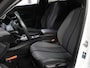 Peugeot e-2008 EV Allure 50 kWh 136PK | 1ste eigenaar | AppleCarPlay/AndroidAuto | Climate Control | Cruise Control | Keyless | FULL LED | LMV | Parkeersensoren | Privacy Glass | Isofix | Trekhaak |