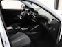 Peugeot e-2008 EV Allure 50 kWh 136PK | 1ste eigenaar | AppleCarPlay/AndroidAuto | Climate Control | Cruise Control | Keyless | FULL LED | LMV | Parkeersensoren | Privacy Glass | Isofix | Trekhaak |