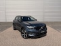 Volvo XC40 1.5 T4 Recharge R-Design / Achteruitrijcamera / Stoel- en stuurverwarming / inklapbare trekhaak /