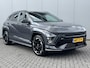 Hyundai Kona Electric N Line Edition 65.4 kWh / 1e eig / 19" Lm / Navigatie / NL auto / SOH 100% / Fabrieksgarantie t/m 06-2031 /