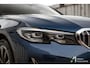 BMW 3-Serie 320i xDrive High Executive Luxury line, trekhaak, schuifdak, driving assistant, parking assistant,