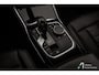 BMW 3-Serie 320i xDrive High Executive Luxury line, trekhaak, schuifdak, driving assistant, parking assistant,