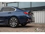 BMW 3-Serie 320i xDrive High Executive Luxury line, trekhaak, schuifdak, driving assistant, parking assistant,