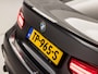 BMW 3-Serie 318i M Sport Automaat (GROOT NAVI, DEALER ONDERHOUDEN, M PAKKET, VIRTUAL COCKPIT, SPORTSTOELEN, STOELVERWARMING, CAMERA, LEDER, GETINT GLAS, NIEUWSTAAT)