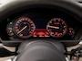 BMW 3-Serie 318i M Sport Automaat (GROOT NAVI, DEALER ONDERHOUDEN, M PAKKET, VIRTUAL COCKPIT, SPORTSTOELEN, STOELVERWARMING, CAMERA, LEDER, GETINT GLAS, NIEUWSTAAT)