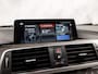 BMW 3-Serie 318i M Sport Automaat (GROOT NAVI, DEALER ONDERHOUDEN, M PAKKET, VIRTUAL COCKPIT, SPORTSTOELEN, STOELVERWARMING, CAMERA, LEDER, GETINT GLAS, NIEUWSTAAT)