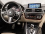 BMW 3-Serie 318i M Sport Automaat (GROOT NAVI, DEALER ONDERHOUDEN, M PAKKET, VIRTUAL COCKPIT, SPORTSTOELEN, STOELVERWARMING, CAMERA, LEDER, GETINT GLAS, NIEUWSTAAT)