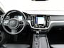 Volvo V60 2.0 T5 Momentum Automaat / Leder interieur / Trekhaak semi elektrisch / Achterbank verwarmd / Reservewiel / Intellisafe