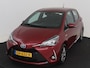 Toyota Yaris 1.5 Hybrid Energy Plus | Dealer onderhouden | Half leder/Alcantara bekleding | Parkeersensoren achter | Navigatie | Cruise Control | Climate control | Achteruitrijcamera |
