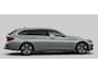 BMW 5-Serie Touring 530e xDrive Trekhaak - Panoramadak - Driving Assistant Professional - Head up - Comfort Access - Sportstoelen - zonneschermen - Parking Assistant Plus - High Beam Assistant - Getinte Ruiten -