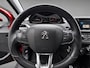 Peugeot 2008 1.2 Signature | Nieuwe Riem | Dealeronderhouden | Trekhaak | Cruise Control | Allseasonbanden|