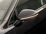 Volkswagen Golf 1.0 TSI Sportline (APPLE CARPLAY, GROOT NAVI, ALCANTARA, DYNAMISCHE KNIPPERLICHTEN, SPORTSTOELEN, STOELVERWARMING, ADAPTIVE CRUISE, PARKEERSENSOREN, NIEUWSTAAT)