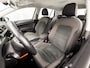 Volkswagen Golf 1.0 TSI Sportline (APPLE CARPLAY, GROOT NAVI, ALCANTARA, DYNAMISCHE KNIPPERLICHTEN, SPORTSTOELEN, STOELVERWARMING, ADAPTIVE CRUISE, PARKEERSENSOREN, NIEUWSTAAT)