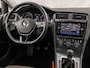 Volkswagen Golf 1.0 TSI Sportline (APPLE CARPLAY, GROOT NAVI, ALCANTARA, DYNAMISCHE KNIPPERLICHTEN, SPORTSTOELEN, STOELVERWARMING, ADAPTIVE CRUISE, PARKEERSENSOREN, NIEUWSTAAT)