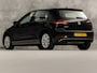 Volkswagen Golf 1.0 TSI Sportline (APPLE CARPLAY, GROOT NAVI, ALCANTARA, DYNAMISCHE KNIPPERLICHTEN, SPORTSTOELEN, STOELVERWARMING, ADAPTIVE CRUISE, PARKEERSENSOREN, NIEUWSTAAT)