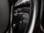 Renault Captur 1.2 TCe Dynamique Automaat (NAVIGATIE, BLACK PACK, CLIMATE, TREKHAAK, SPORTSTOELEN, GETINT GLAS, LM VELGEN, CRUISE, NIEUWSTAAT)