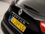 Renault Captur 1.2 TCe Dynamique Automaat (NAVIGATIE, BLACK PACK, CLIMATE, TREKHAAK, SPORTSTOELEN, GETINT GLAS, LM VELGEN, CRUISE, NIEUWSTAAT)