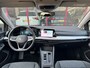 Volkswagen Golf 1.5 eTSI Style | Carplay | ACC | PDC | Camera | Virtual | Stoel/Stuurverw. | Sfeerverlichting |