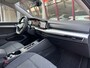 Volkswagen Golf 1.5 eTSI Style | Carplay | ACC | PDC | Camera | Virtual | Stoel/Stuurverw. | Sfeerverlichting |