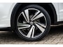 Volkswagen T-Cross 1.0 TSi 110pk DSG-7 R-Line | Camera | Keyless | Navigatie