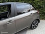 Toyota Yaris 1.5 Hybrid Premium SPORT 1e EIG|VOL OPTIES!