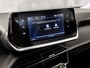 Peugeot 2008 1.2 PureTech Sport 131Pk Automaat (APPLE CARPLAY, 1e EIGENAAR, GROOT NAVI, PARKEERSENSOREN, SPORTSTOELEN, LM VELGEN, CRUISE, LANE ASSIST, NIEUWSTAAT)