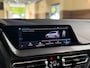 BMW 1-Serie 120i High Executive|Pano|HUD|Keyless|Sfeer