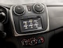 Dacia Sandero 0.9 TCe Stepway Lauréate (NAVIGATIE, AIRCO, LM VELGEN, SPORTSTOELEN, PARKEERSENSOREN, NIEUWSTAAT)