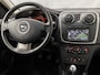 Dacia Sandero 0.9 TCe Stepway Lauréate (NAVIGATIE, AIRCO, LM VELGEN, SPORTSTOELEN, PARKEERSENSOREN, NIEUWSTAAT)