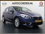 BMW 2-Serie Active Tourer 220i 192PK Luxury Centennial High Executive Automaat Camera Trekhaak Leder Head-Up Display Stoelverwarming Elek.Achterklep Navi Cruise Control Pdc Bluetooth Lmv Led Isofix ESP ABS Keyless Regen-Lichtsensor I-Drive 1.500KG Trekgewicht 1e Eigenaar Origineel Nederlandse Auto