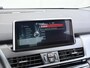 BMW 2-Serie Active Tourer 220i 192PK Luxury Centennial High Executive Automaat Camera Trekhaak Leder Head-Up Display Stoelverwarming Elek.Achterklep Navi Cruise Control Pdc Bluetooth Lmv Led Isofix ESP ABS Keyless Regen-Lichtsensor I-Drive 1.500KG Trekgewicht 1e Eigenaar Origineel Nederlandse Auto