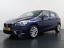 BMW 2-Serie Active Tourer 220i 192PK Luxury Centennial High Executive Automaat Camera Trekhaak Leder Head-Up Display Stoelverwarming Elek.Achterklep Navi Cruise Control Pdc Bluetooth Lmv Led Isofix ESP ABS Keyless Regen-Lichtsensor I-Drive 1.500KG Trekgewicht 1e Eigenaar Origineel Nederlandse Auto