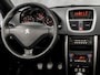 Peugeot 207 CC 1.6 VTi Griffe (CLIMATE, TREKHAAK, CRUISE, SPORTSTOELEN, ELEKTRISCHE KAP, PARKEERSENSOREN, ELEK PAKKET, NIEUWSTAAT)