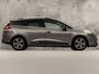 Renault Clio Estate 0.9 TCe Night&Day (NAVIGATIE, LM VELGEN, GETINT GLAS, SPORTSTOELEN, CRUISE, PARKEERSENSOREN, NIEUWE APK, NIEUWSTAAT)
