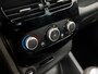 Renault Clio Estate 0.9 TCe Night&Day (NAVIGATIE, LM VELGEN, GETINT GLAS, SPORTSTOELEN, CRUISE, PARKEERSENSOREN, NIEUWE APK, NIEUWSTAAT)
