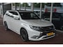 Mitsubishi Outlander 2.4 PHEV S-Edition Nederlandse auto 71003 km NAP dealeronderhouden laatste beurt bij 61000km met oa metallic lak schuif-kanteldak ecc camera Rockford Fosgate audio leren bekleding lane assist adaptive cruise ke