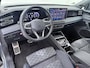 Volkswagen Tiguan 1.5 eHybrid R-Line | Trekhaak | 360 Camera | Harman Kardon | Black Style | Side Assist | ACC | Elek. Achterklep | Stuur-/Stoelverwarming V+A | Matrix LED | 20'' |