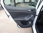 Volkswagen T-Cross 1.0 TSI Life Automatische airco, navigatie, apple carplay-android auto, trekhaak, licht metalen velgen 17 inch, parkeer sensoren voor en achter, enz.