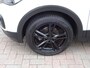 Volkswagen T-Cross 1.0 TSI Life Automatische airco, navigatie, apple carplay-android auto, trekhaak, licht metalen velgen 17 inch, parkeer sensoren voor en achter, enz.